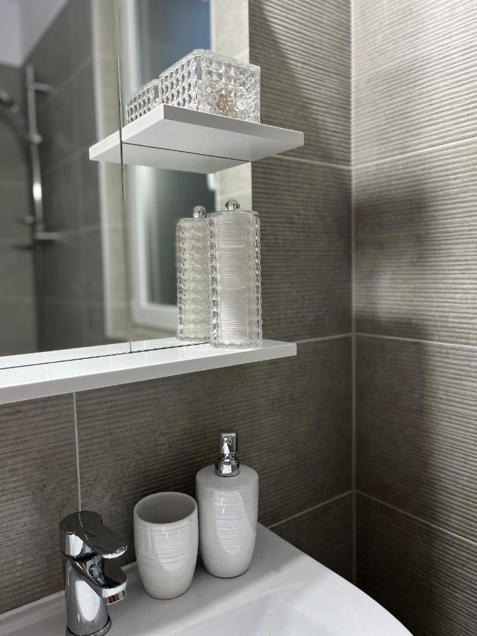 Apartament Modern Cu O Camera Lägenhet Timişoara Exteriör bild